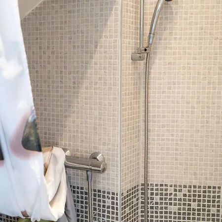 Δωμάτια σε οικογενειακή κατοικία Chez Nous