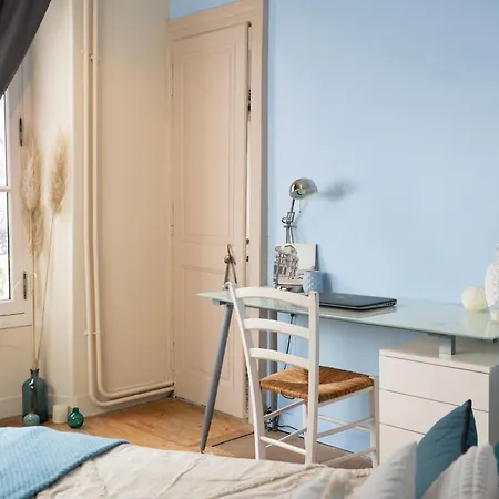 Δωμάτια σε οικογενειακή κατοικία Chez Nous *